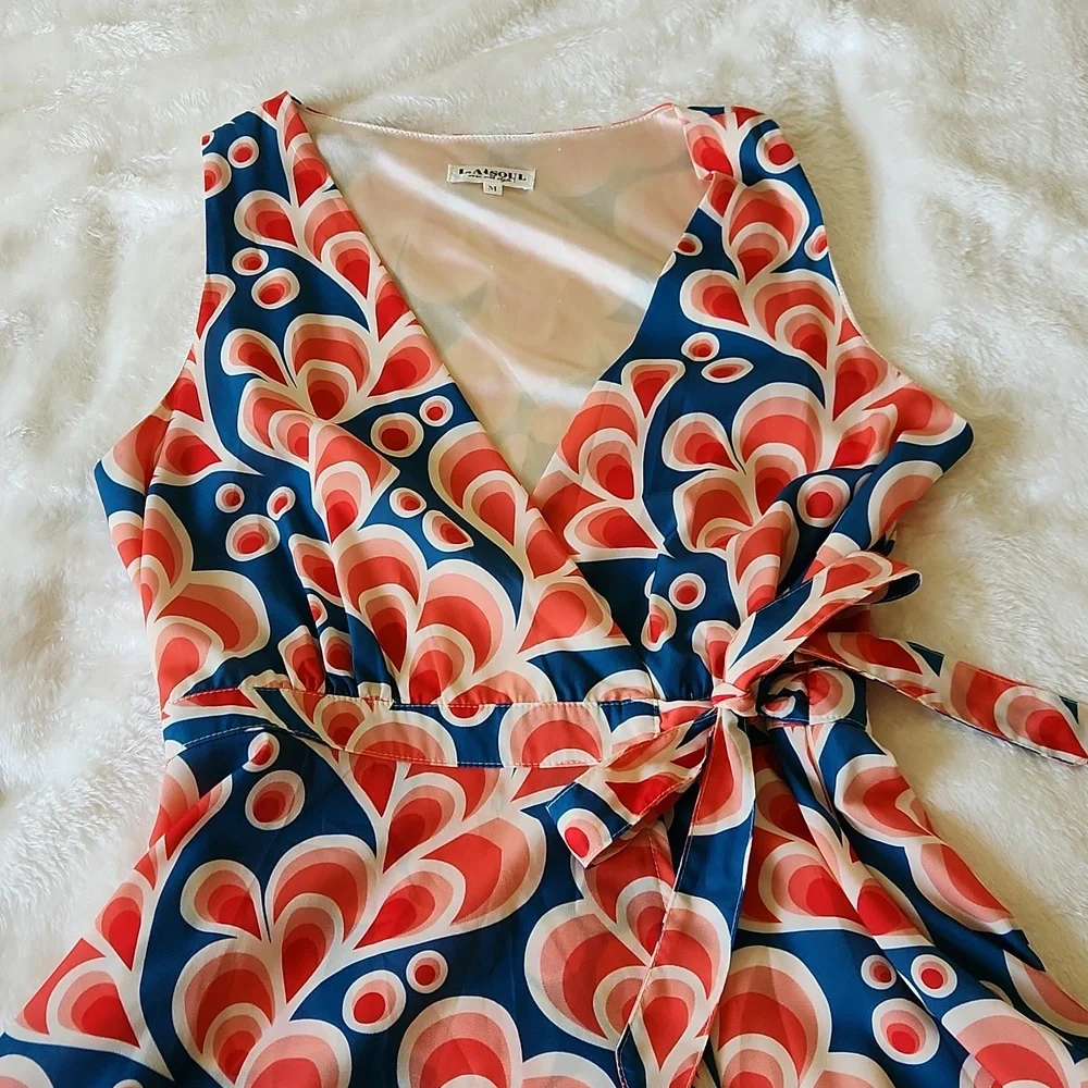 Retro Floral Wrap Dress - Navy and Coral - Picture 3 of 5